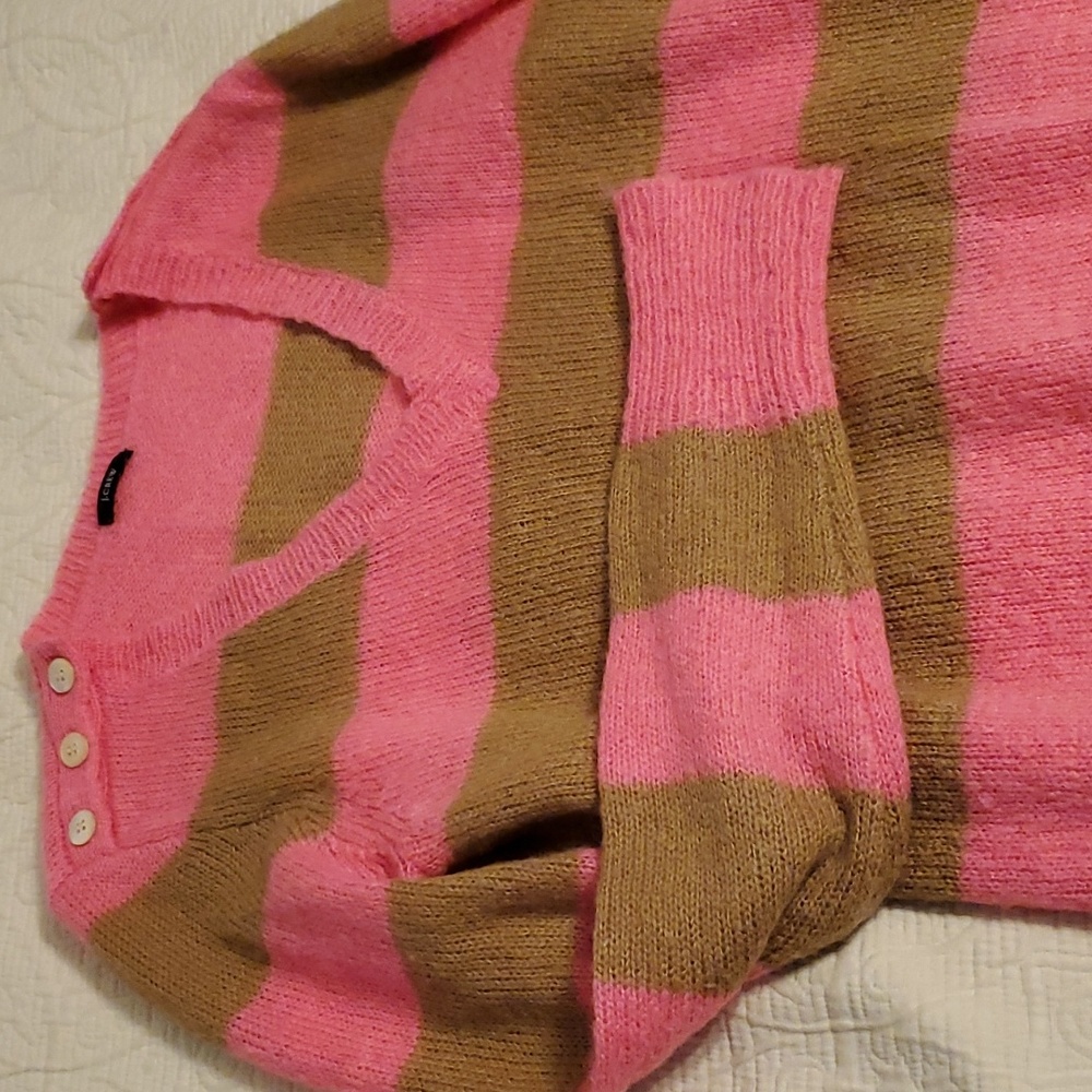 J.Crew Women's Sweater - Picture 3 of 13